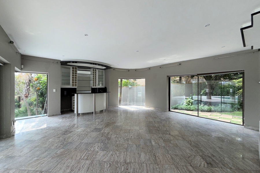 To Let 4 Bedroom Property for Rent in Dainfern Golf Estate Gauteng