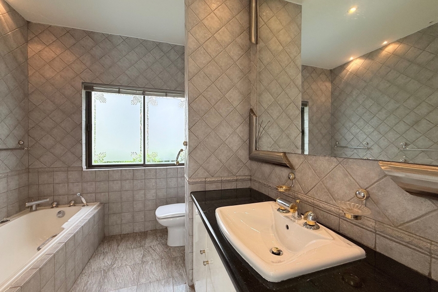 To Let 4 Bedroom Property for Rent in Dainfern Golf Estate Gauteng