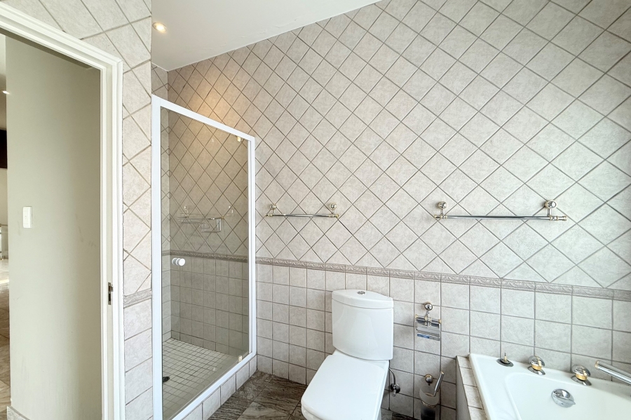 To Let 4 Bedroom Property for Rent in Dainfern Golf Estate Gauteng