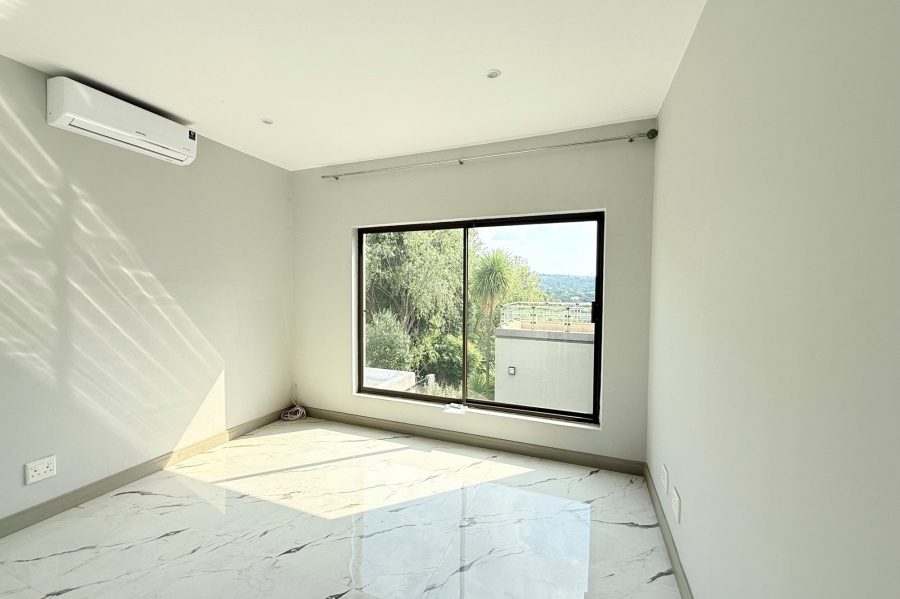 To Let 4 Bedroom Property for Rent in Dainfern Golf Estate Gauteng