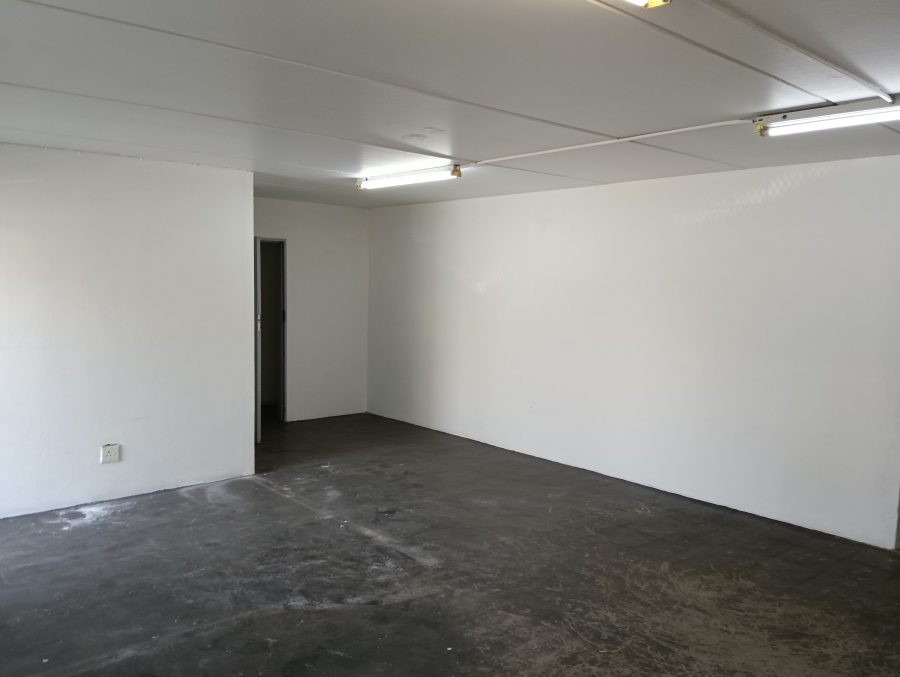 To Let commercial Property for Rent in Silvertondale Gauteng