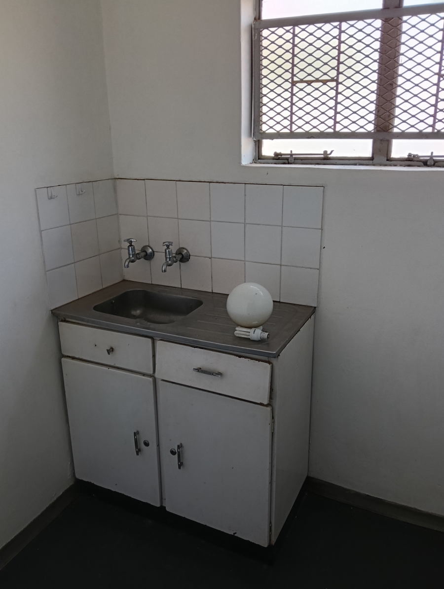 To Let commercial Property for Rent in Silvertondale Gauteng