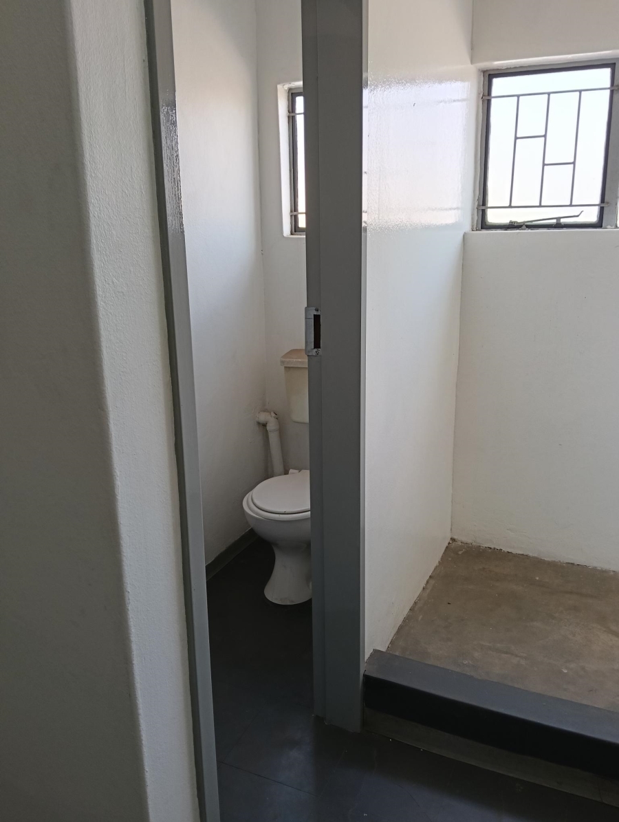 To Let commercial Property for Rent in Silvertondale Gauteng