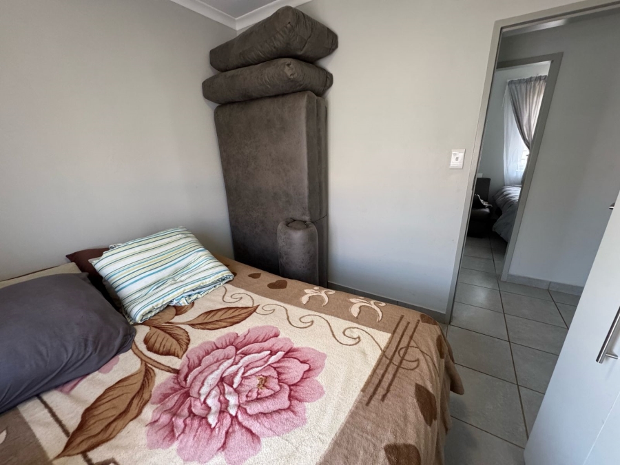 To Let 3 Bedroom Property for Rent in Protea Glen Gauteng