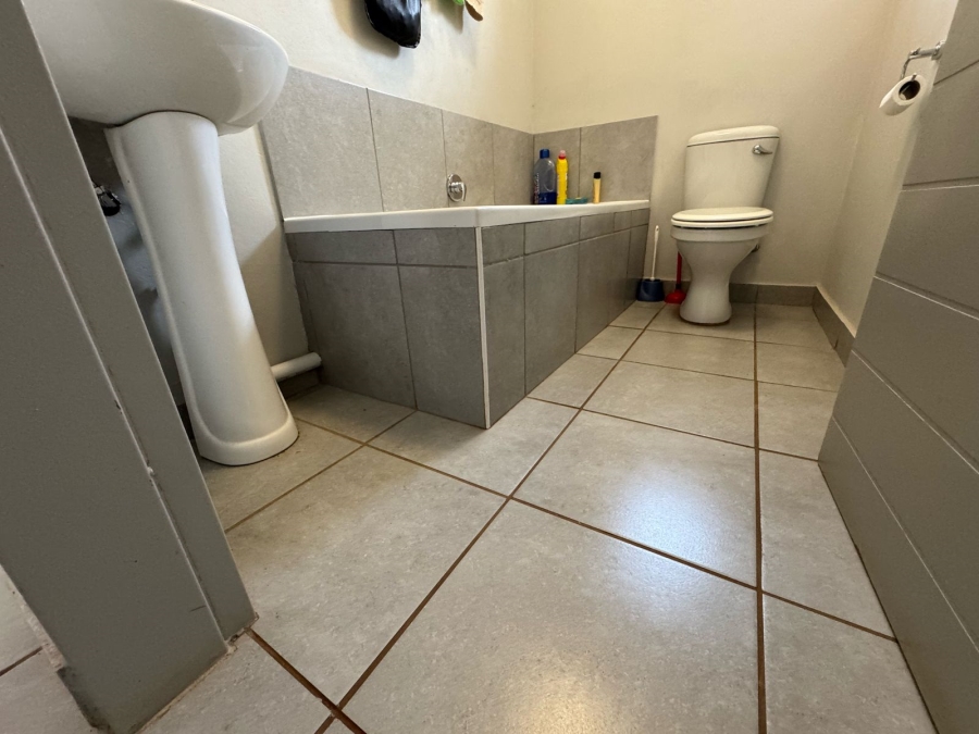 To Let 3 Bedroom Property for Rent in Protea Glen Gauteng