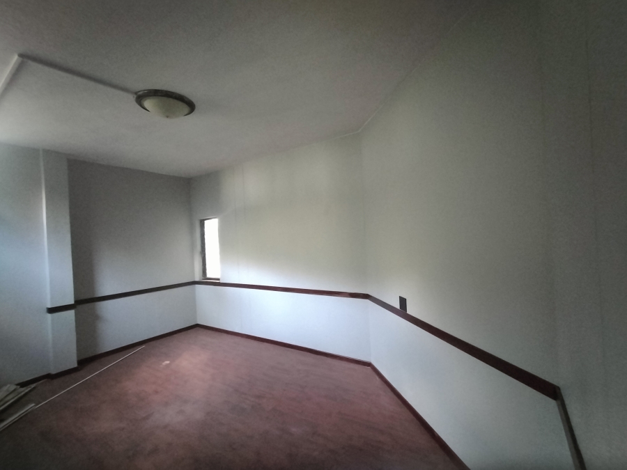 9 Bedroom Property for Sale in Florauna Gauteng