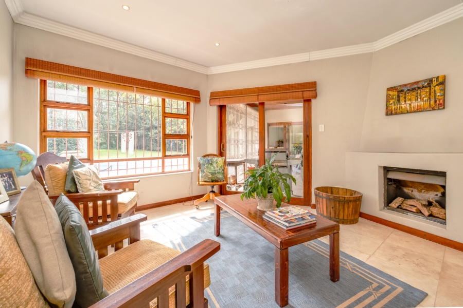 4 Bedroom Property for Sale in Woodmead Gauteng