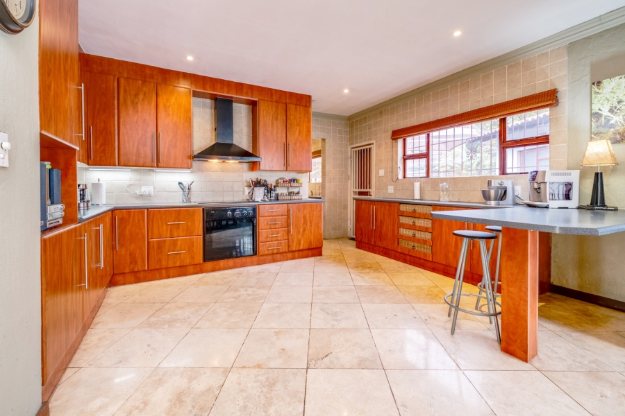4 Bedroom Property for Sale in Woodmead Gauteng