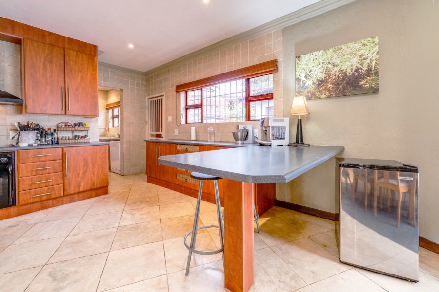 4 Bedroom Property for Sale in Woodmead Gauteng