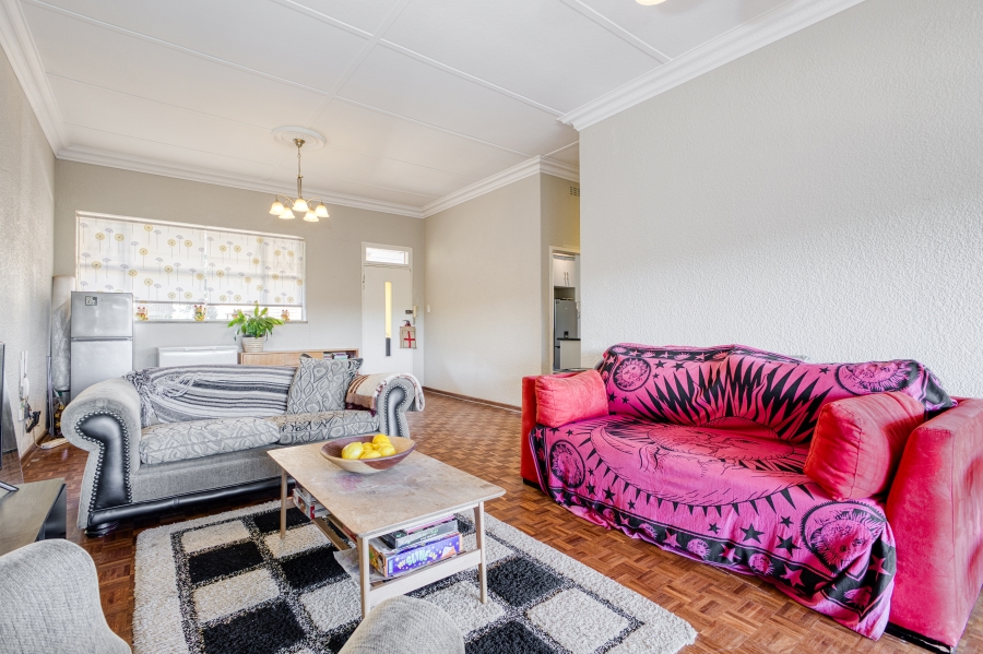 2 Bedroom Property for Sale in Linden Gauteng