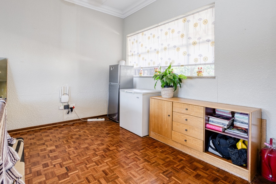 2 Bedroom Property for Sale in Linden Gauteng