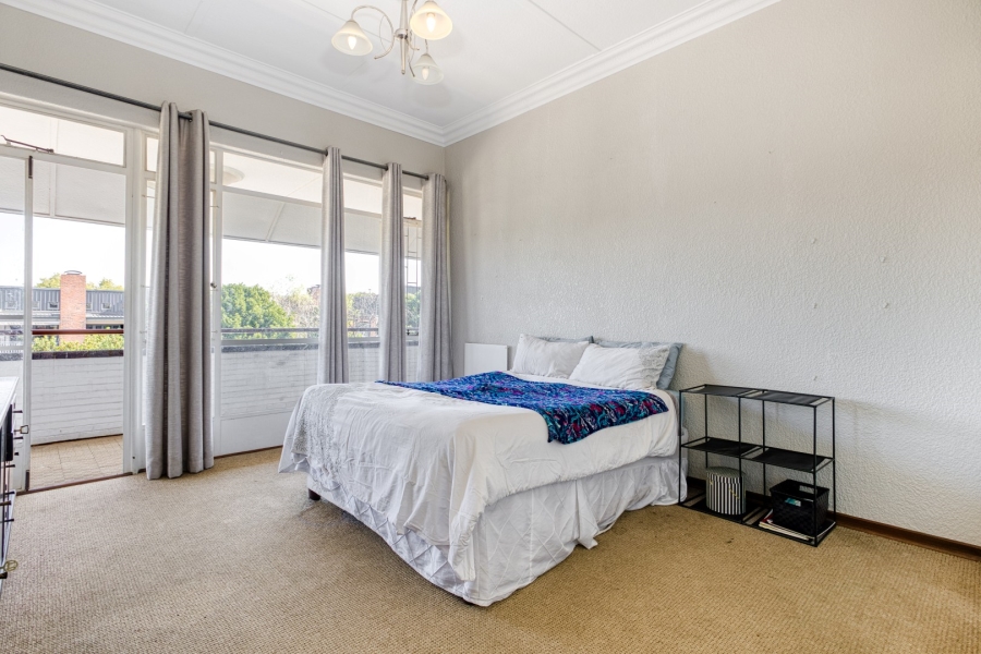 2 Bedroom Property for Sale in Linden Gauteng