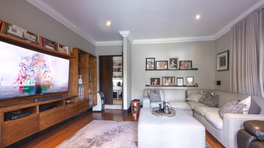 5 Bedroom Property for Sale in Dainfern Valley Gauteng