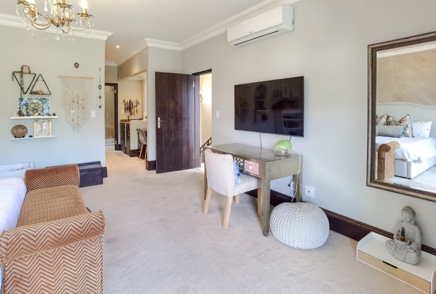 5 Bedroom Property for Sale in Dainfern Valley Gauteng