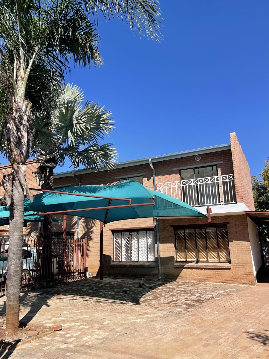To Let 3 Bedroom Property for Rent in Erasmia Gauteng