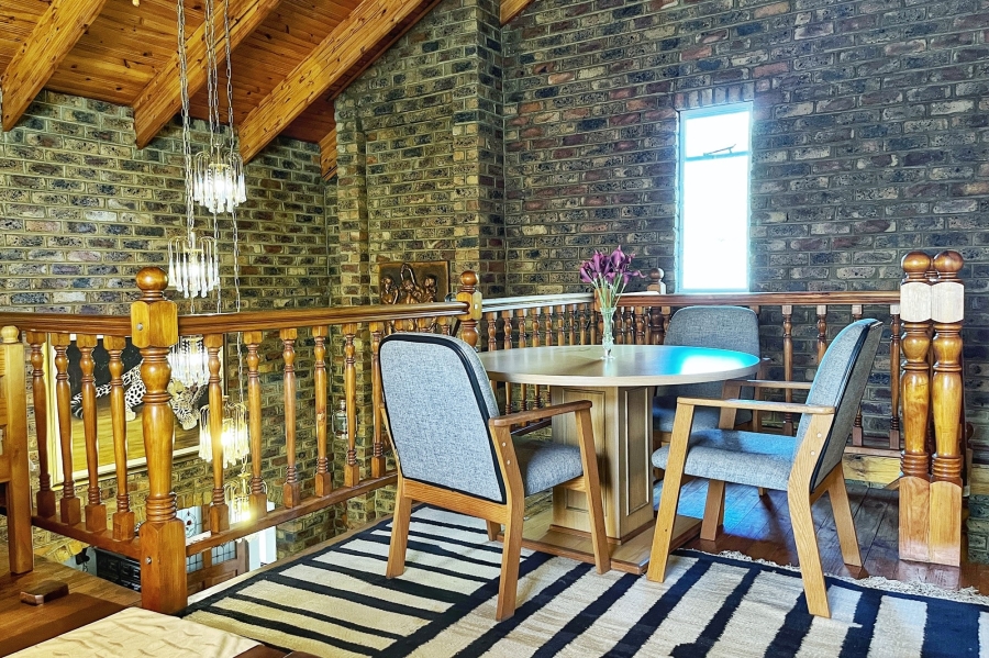 4 Bedroom Property for Sale in Blue Hills AH Gauteng