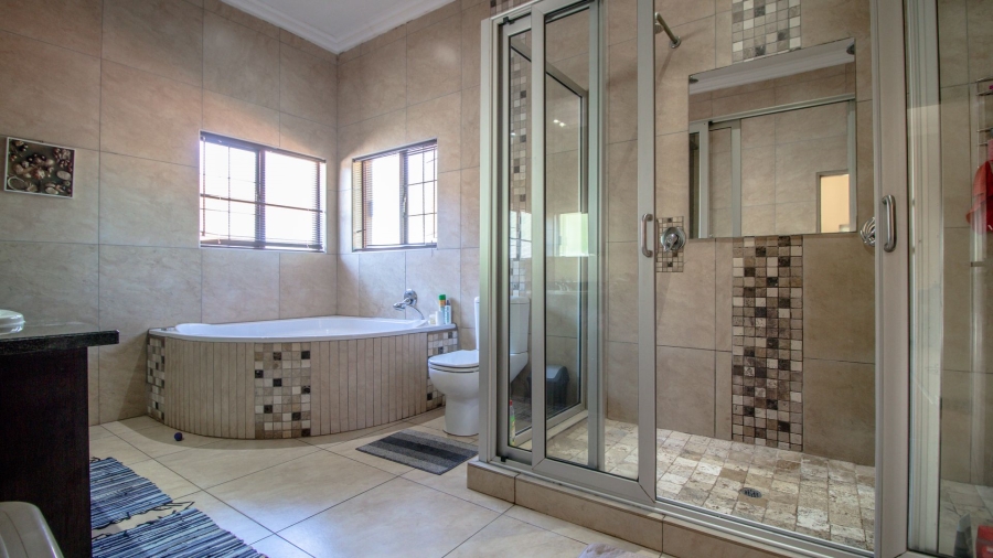 4 Bedroom Property for Sale in Grootfontein Country Estate Gauteng