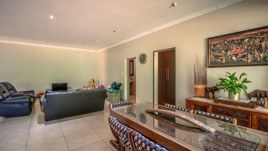 4 Bedroom Property for Sale in Grootfontein Country Estate Gauteng