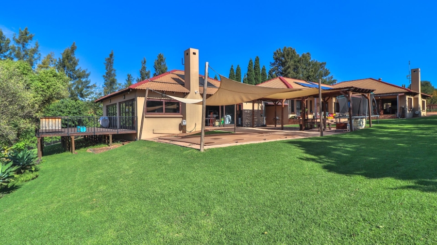 4 Bedroom Property for Sale in Grootfontein Country Estate Gauteng