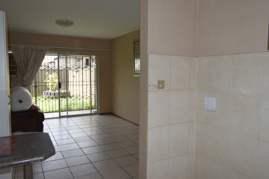 2 Bedroom Property for Sale in Parkrand Gauteng