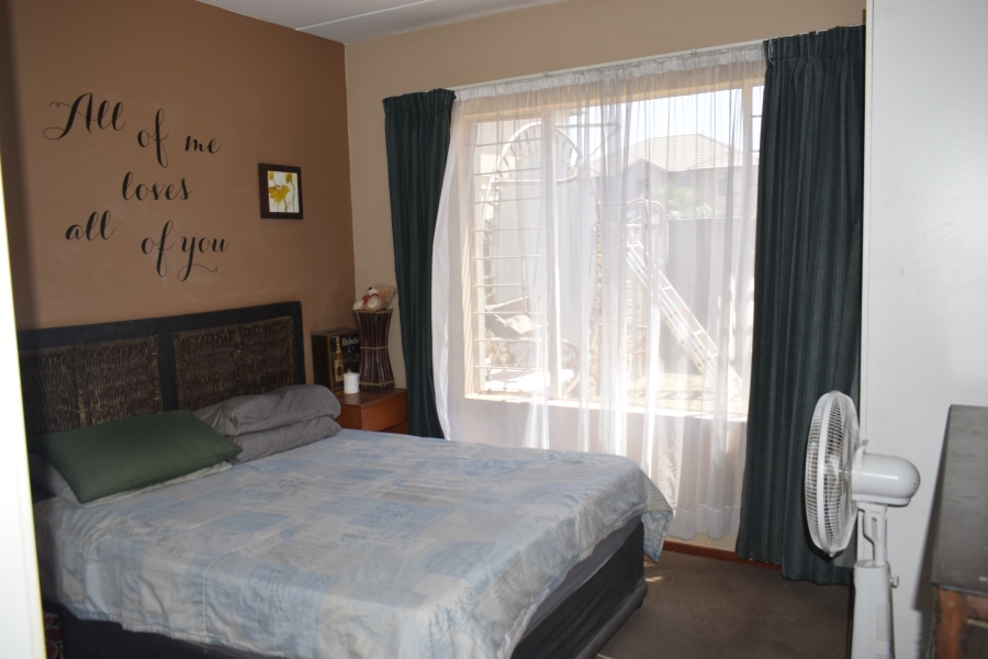 2 Bedroom Property for Sale in Parkrand Gauteng