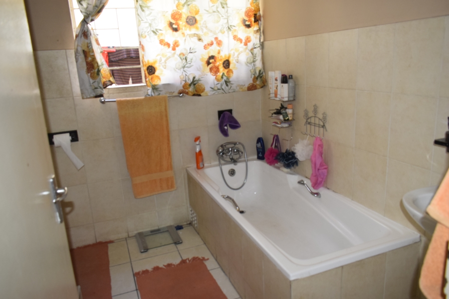 2 Bedroom Property for Sale in Parkrand Gauteng