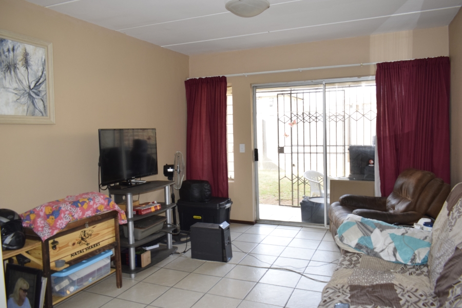 2 Bedroom Property for Sale in Parkrand Gauteng