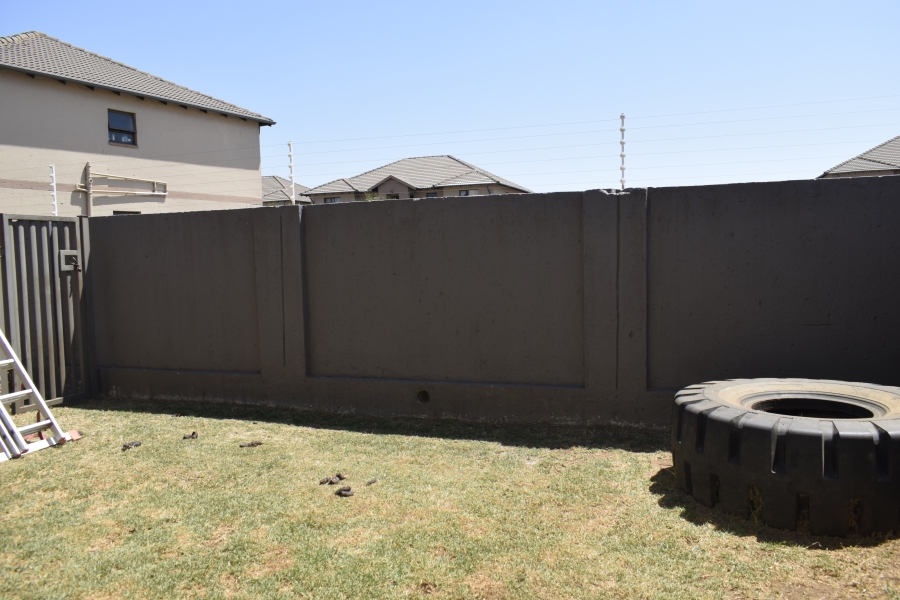 2 Bedroom Property for Sale in Parkrand Gauteng