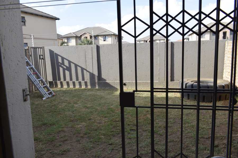 2 Bedroom Property for Sale in Parkrand Gauteng