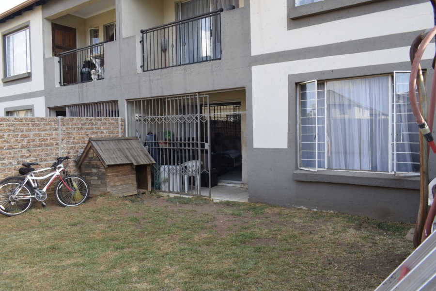 2 Bedroom Property for Sale in Parkrand Gauteng