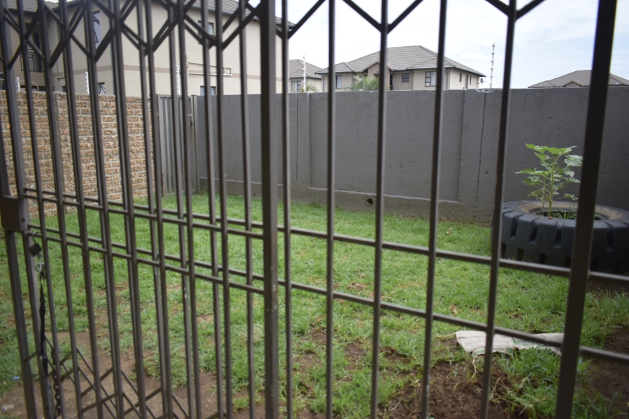 2 Bedroom Property for Sale in Parkrand Gauteng