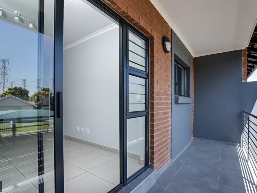 1 Bedroom Property for Sale in Rembrandt Park Gauteng