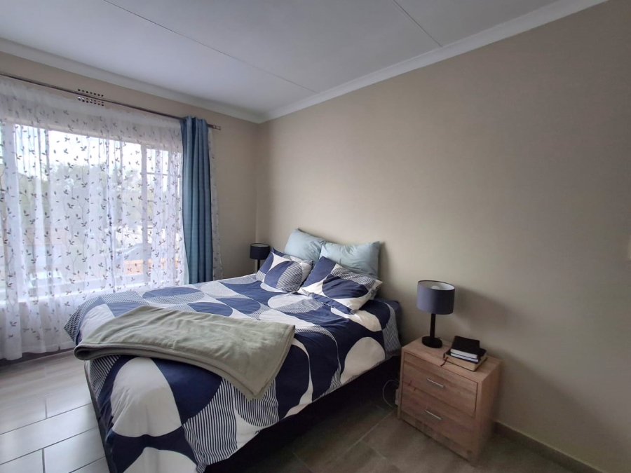 3 Bedroom Property for Sale in Sonneveld Gauteng