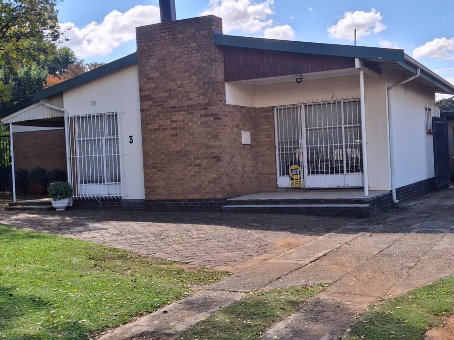 3 Bedroom Property for Sale in Selcourt Gauteng