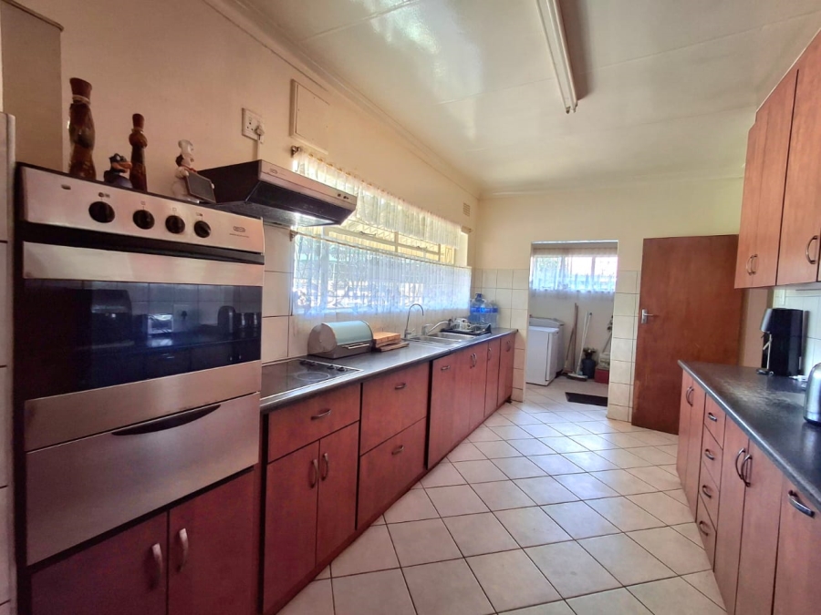 3 Bedroom Property for Sale in Selcourt Gauteng