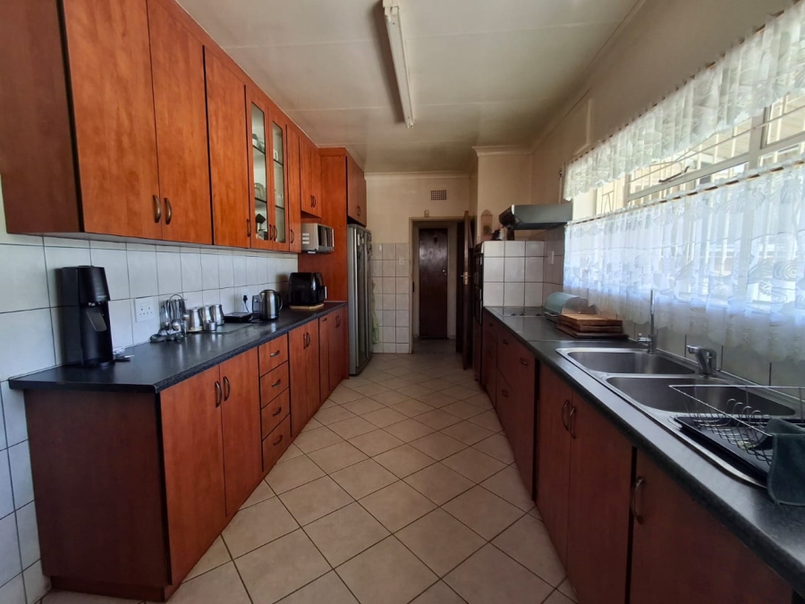 3 Bedroom Property for Sale in Selcourt Gauteng
