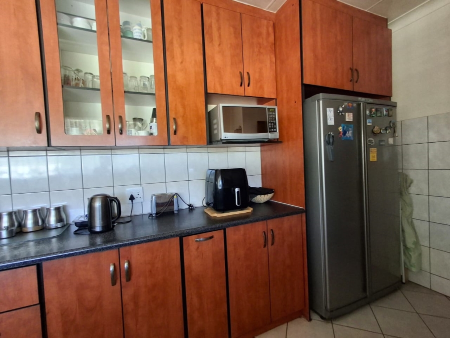 3 Bedroom Property for Sale in Selcourt Gauteng