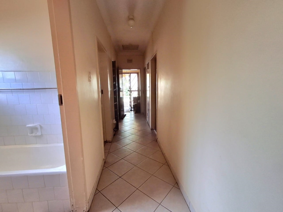 3 Bedroom Property for Sale in Selcourt Gauteng