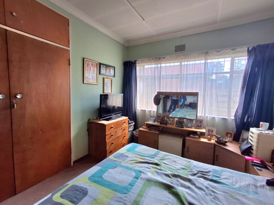 3 Bedroom Property for Sale in Selcourt Gauteng