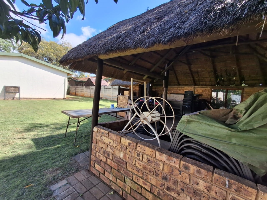 3 Bedroom Property for Sale in Selcourt Gauteng