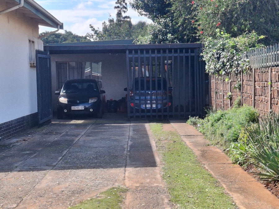 3 Bedroom Property for Sale in Selcourt Gauteng