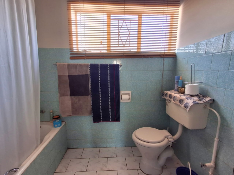 3 Bedroom Property for Sale in Selcourt Gauteng