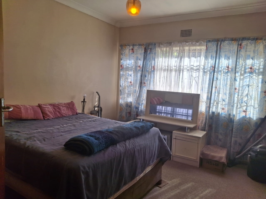 3 Bedroom Property for Sale in Selcourt Gauteng