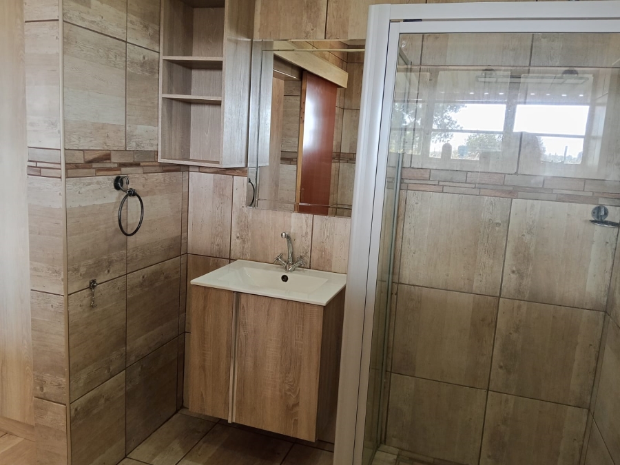 To Let 2 Bedroom Property for Rent in Beckedan Gauteng