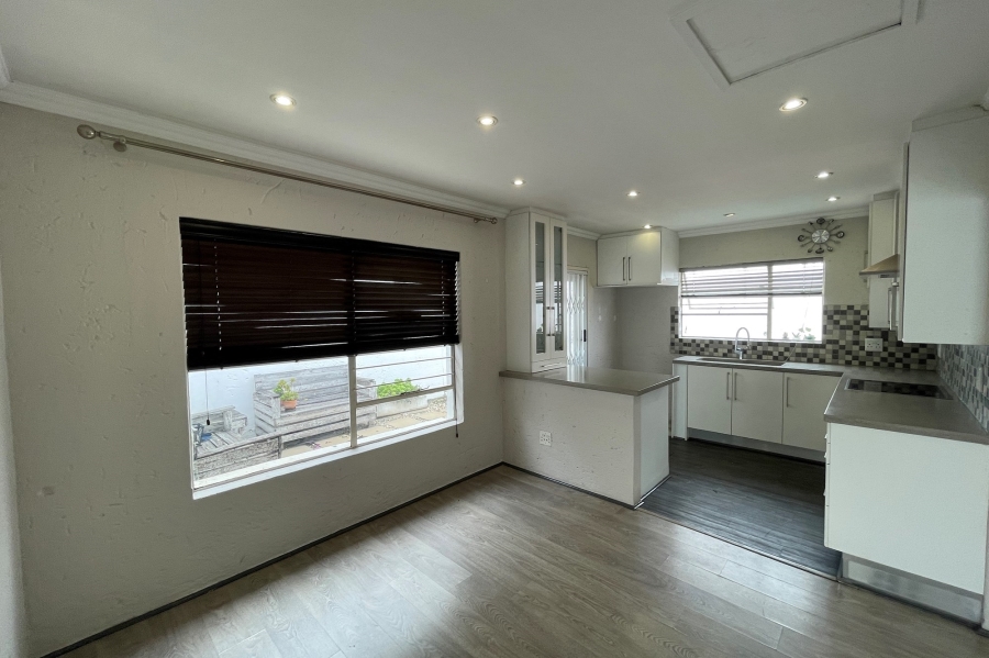 3 Bedroom Property for Sale in Sunninghill Gauteng