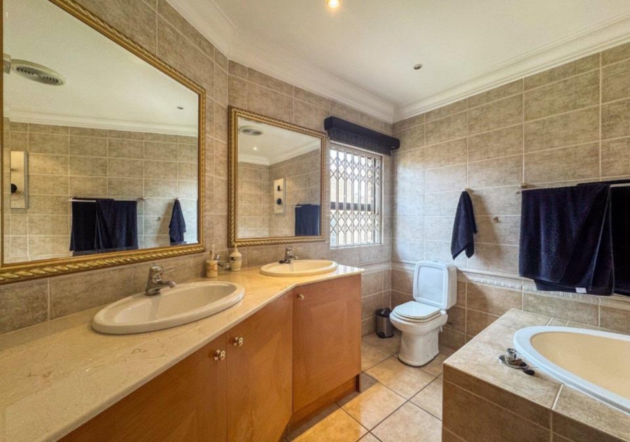 3 Bedroom Property for Sale in Meyersdal Gauteng
