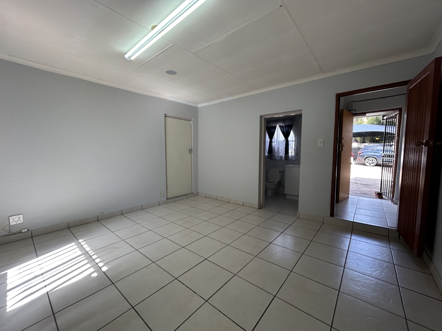 5 Bedroom Property for Sale in The Reeds Gauteng
