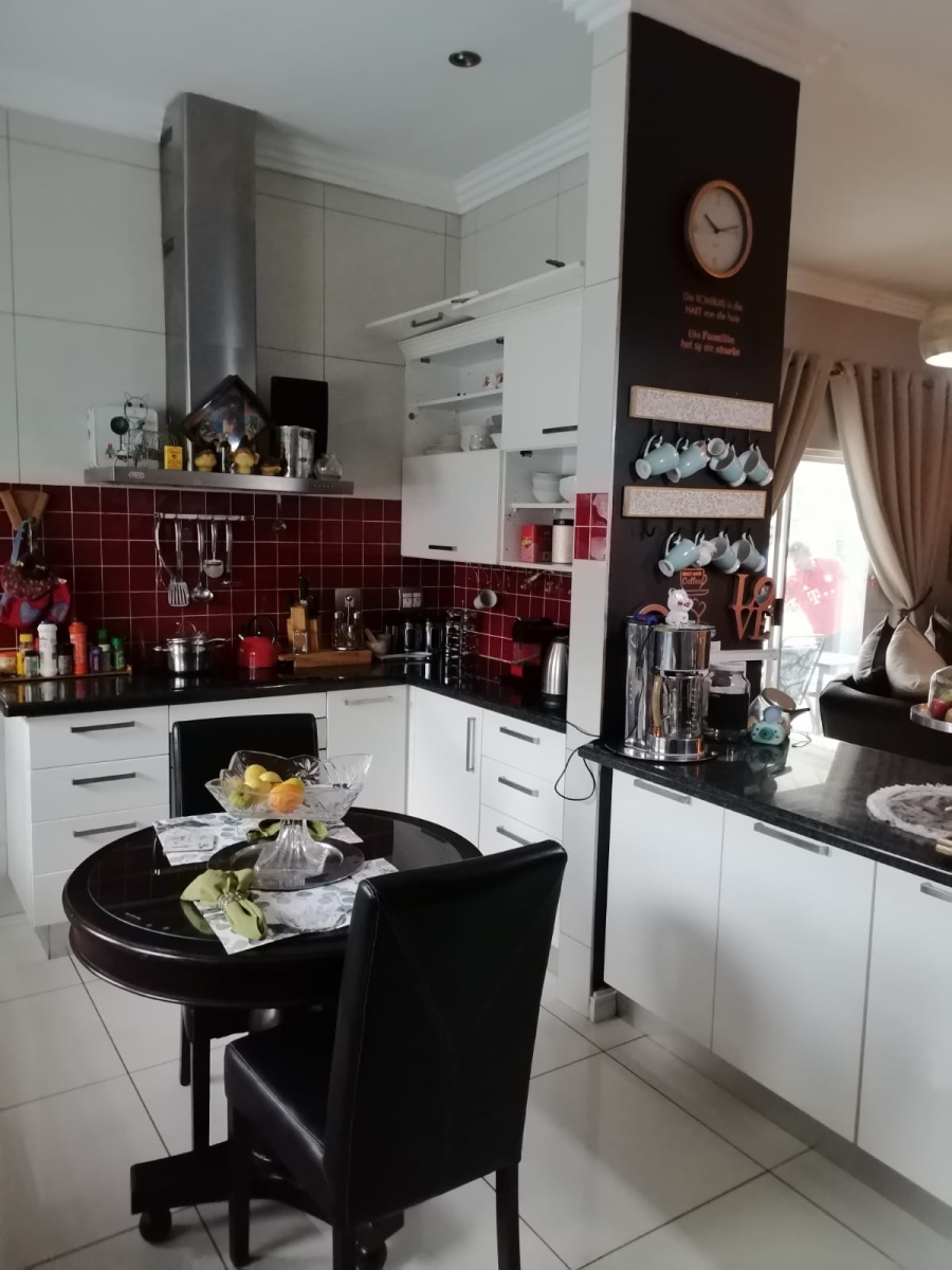 4 Bedroom Property for Sale in Norwood Gauteng