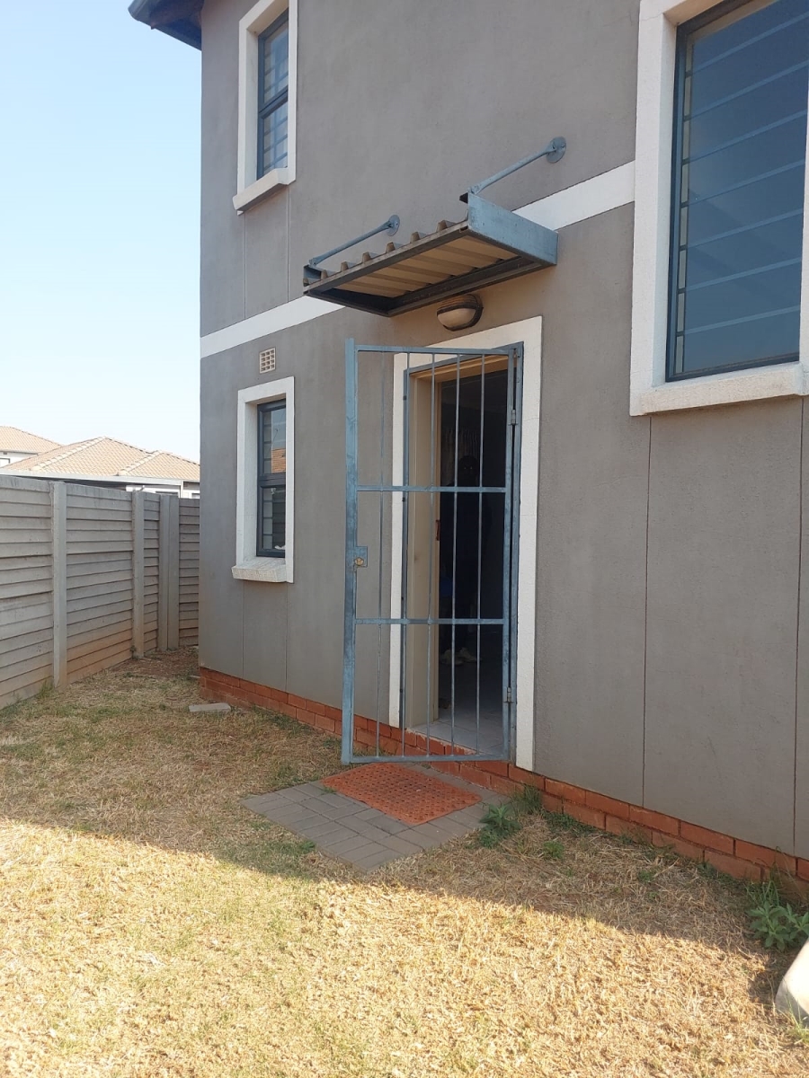 3 Bedroom Property for Sale in Andeon AH Gauteng
