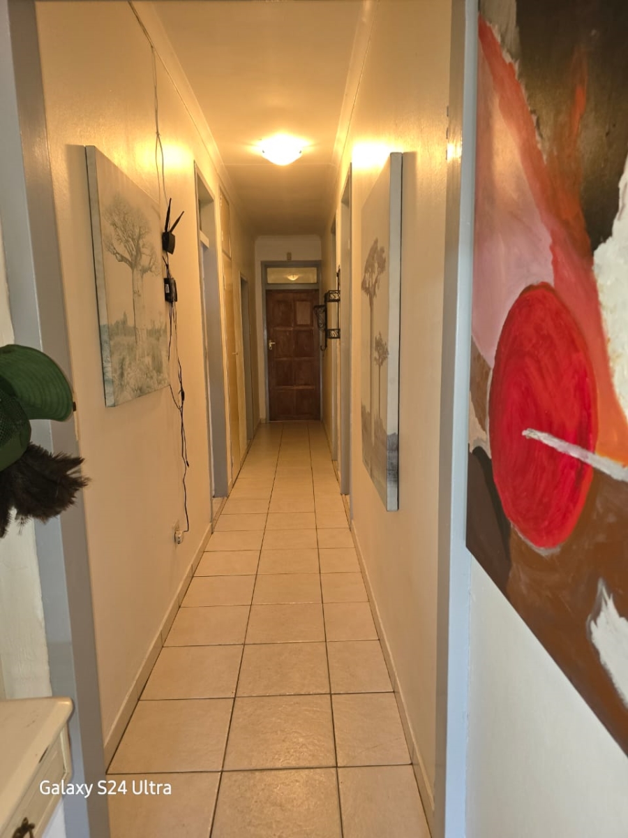 To Let 4 Bedroom Property for Rent in Parkhill Gardens Gauteng